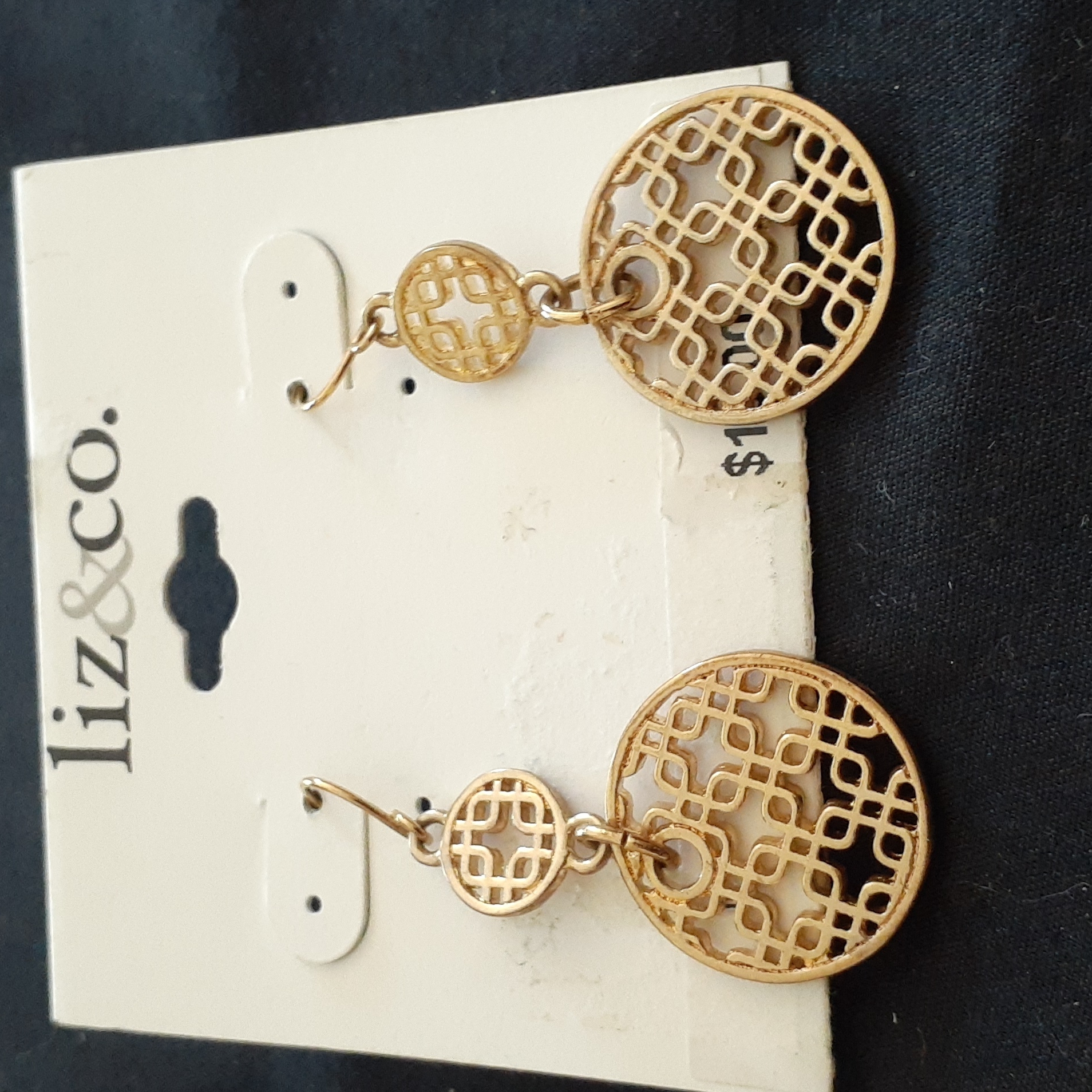 LizCo Earings 5$